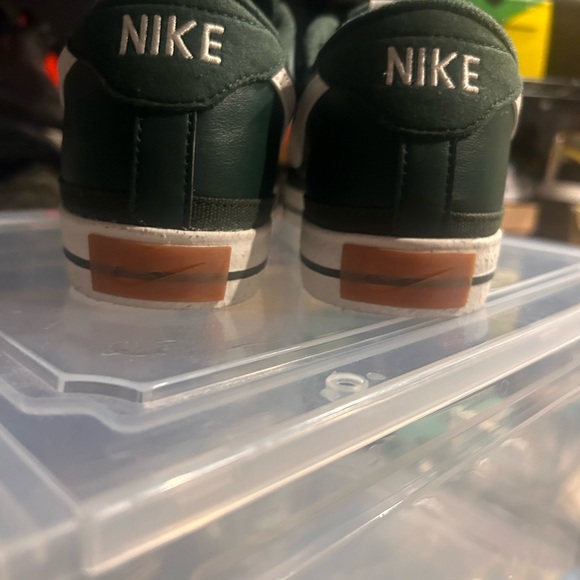 2022 Court Legacy 'Pro Green'. Sz-10- Rep Box - Picture 6 of 6